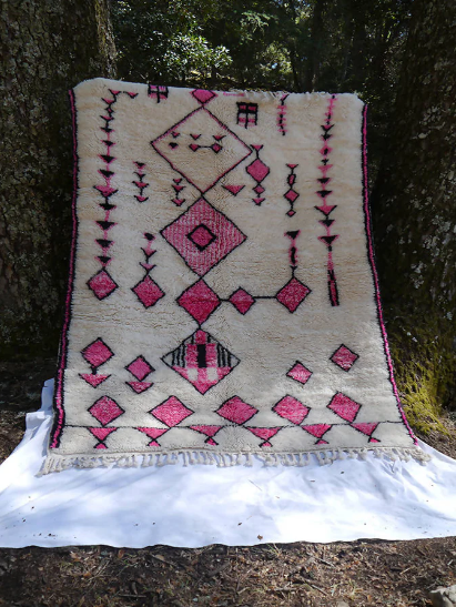 PINK AZILAL RUG WITH AMAZIGH SYMBOL