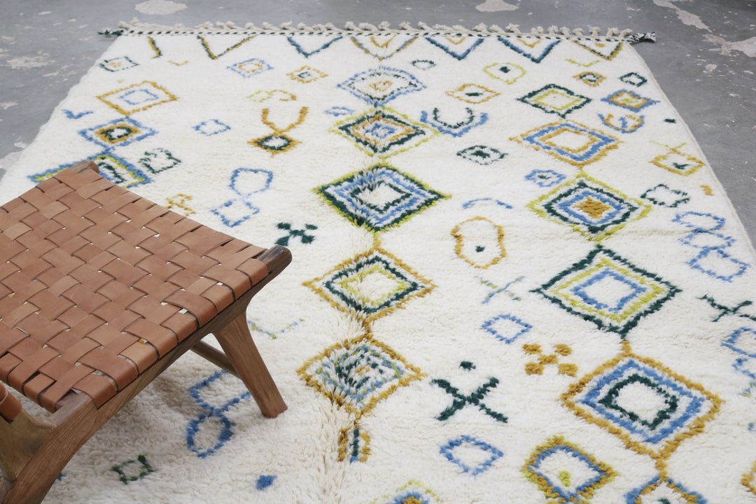 Jewel Scatter – Handmade Moroccan Rug
