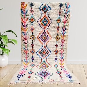 Rainbow Diamonds – Handmade Moroccan Rug