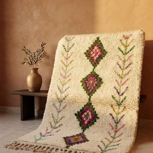 Olive Garland – Handmade Moroccan Rug