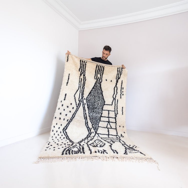 Ink Pendant – Handmade Moroccan Rug