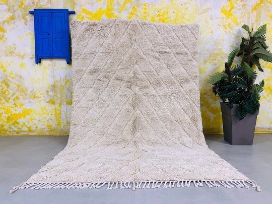 Ivory Whisper – Handmade Moroccan Rug
